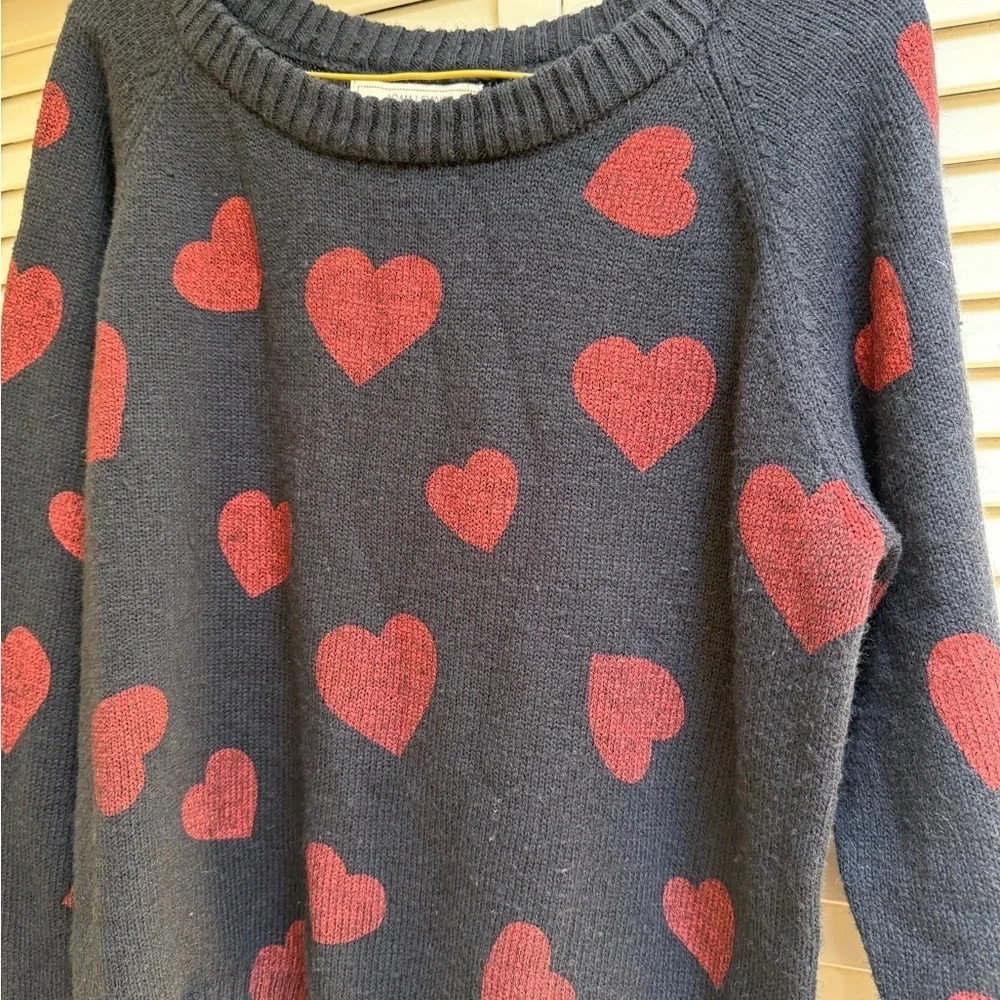 Adam Levine Collection Heart Sweater - Navy and Red Junior Sz L